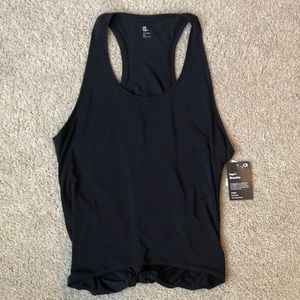 Gap Fit Breathe workout tank